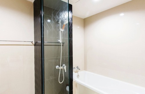 Si Racha Hotel | B2 Sriracha Premier Hotel