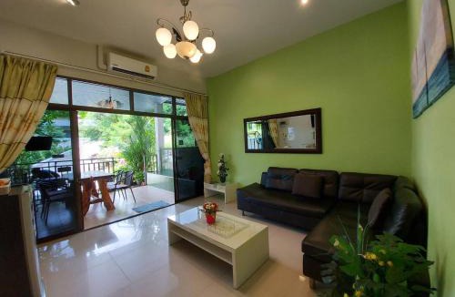 Rayong House | Baan AomSub