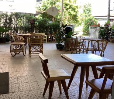Chiang Rai Bed & Breakfast | Baan Khunsri Guesthouse