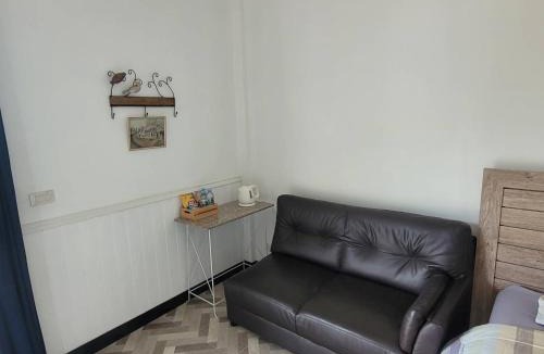 Klang Dong House | Baan Klang Khao Mountain Viewบ้านกลางเขา เมาเทนวิว