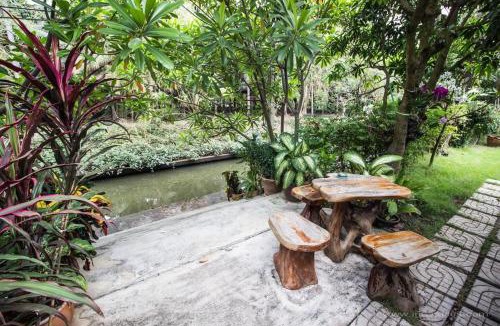 Damnoen Saduak Resort | Baan Klong Resort