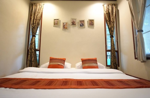 Khlong Khut Hotel | Baan Pun Sook