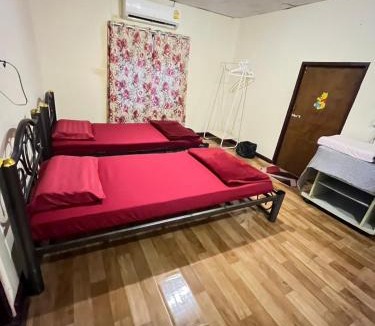 Pak Nam House | Baan Rim Nam Homestay Chumphon