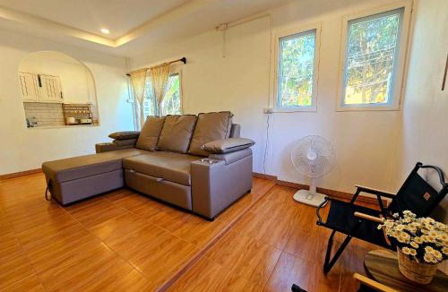 Bang Bao Bay House | Baan suan khun ta บ้านพักสวนคุณตา