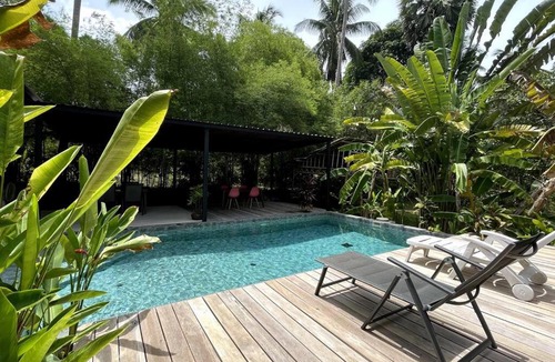 Hin Hong Villa | Baan Thanot, a private villa with swimming pool.