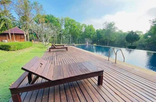 Wang Nam Khiao Hotel | Baanwangnamkeaw Lodge
