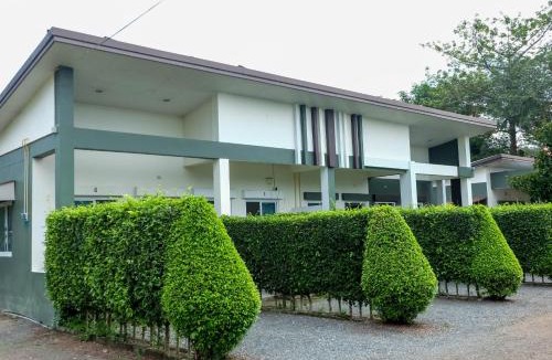 Khlung Resort | Bai Pai Resort