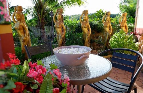 Ban Na Doem Hotel | Bali Boutique Hotel Suratthani
