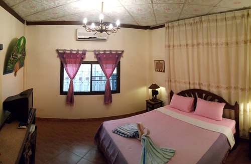 Rayong House | Bali House 19 to 1 double bed