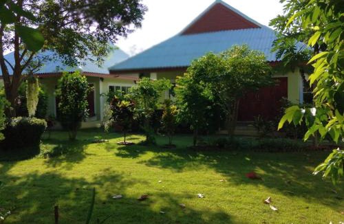 Sam Roi Yot House | Ban Khan LeeMa