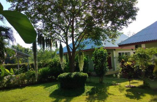 Sam Roi Yot House | Ban Khan LeeMa