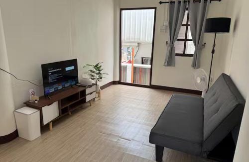 Anusawari House | Bann ABC at 112 Phahonyothin 55