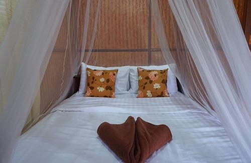 Pa Bong Hotel | Bansuan Thanormpat Resort
