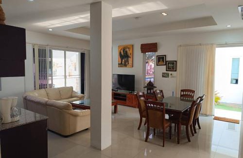 Sam Roi Yot Hotel | Beach Pearl Villa