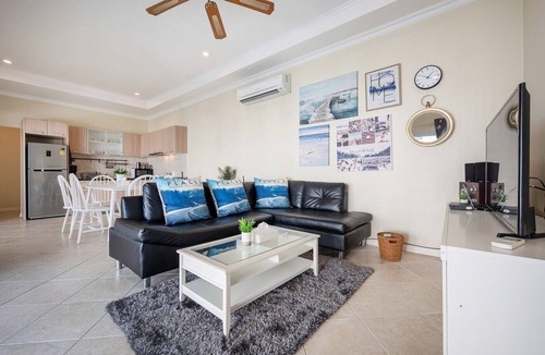 Pratumnak Hill Villa | Beach Pool Villa with Private Beach Access – 2 Bedrooms, Pratamnak Hill, Pattaya
