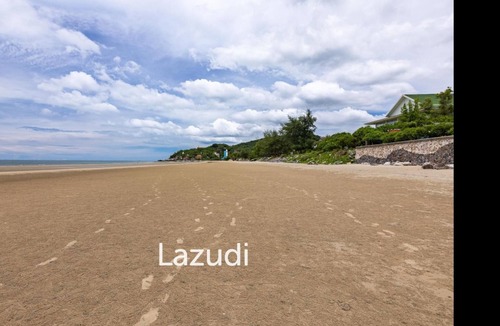 Khao Tao Villa | BeachFront Modern 4 Bedroom Pool Villa (RV)