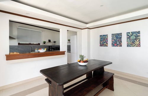 Maret Villa | Beachfront Villa- 5 Bedrooms. Lamai Area. Private Pool. Housekeeper Provided.