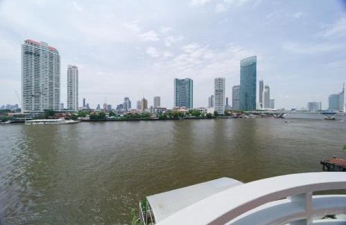 Yan Nawa Hostel | BEAT Warii Hostel at Chaophraya River