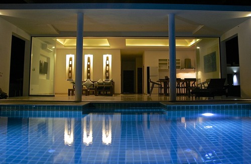 Thong Krut Villa | Beautiful Beachfront 3 BRM, private pool