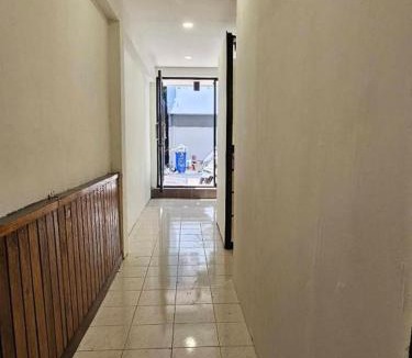 Bangkok Central Business District Hostel | BED at 18 Asoke