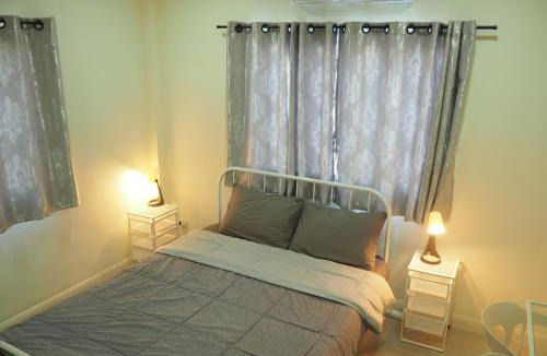 Bang Pa-in Hostel | Bed&Breakfast@Bangpa-in Hostel