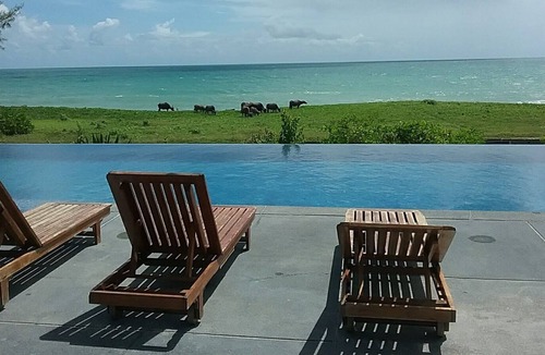Mai Khao Villa | Black Pearl Beachfront Villa. Luxurious privacy on quiet beach.