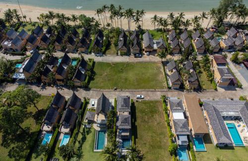 Klong Son Villa | Blue Cove Pool Villa - by KohChangVillas