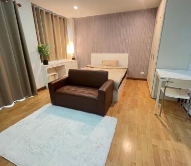 Saen Suk Apartment | Blue O Cean Condo