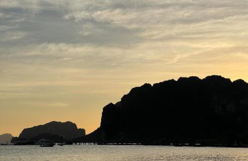 Sai Thai Hotel | Blue Orchid Beach Krabi - SHA Certified