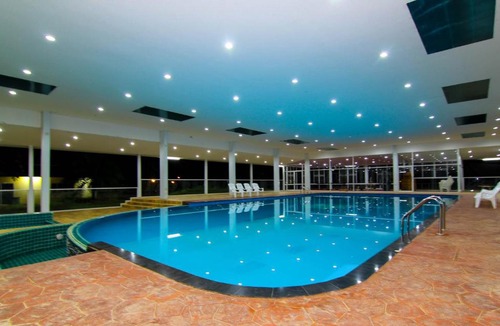 Nong Ya Plong Hotel | ฺBokkhorani resort