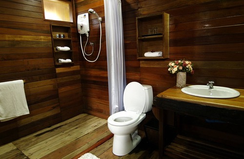 Tha Sao Hotel | Boutique Raft Resort