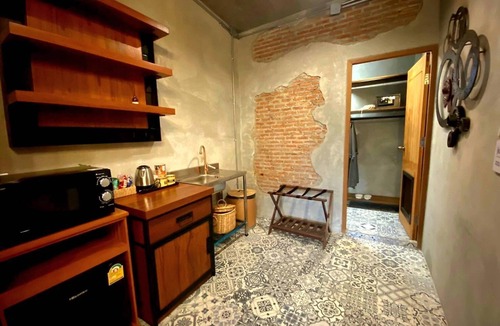 San Chao Pho Suea Hotel | Boutique Terrace Deluxe | Old Town BKK – H.O.M