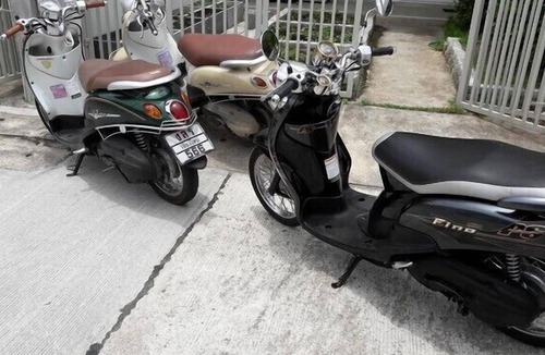 Nong Phueng House | Boutique Townhouse 15 Minutes To Town