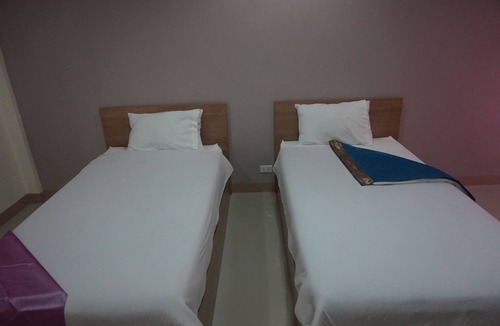 Nang Rong Hotel | Bumnsaya Place