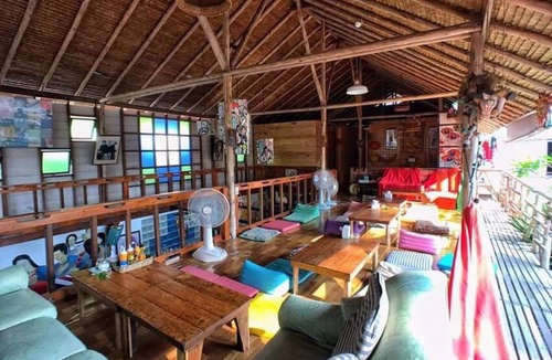 Bai Lan Hostel | Cafe Del Sunshine