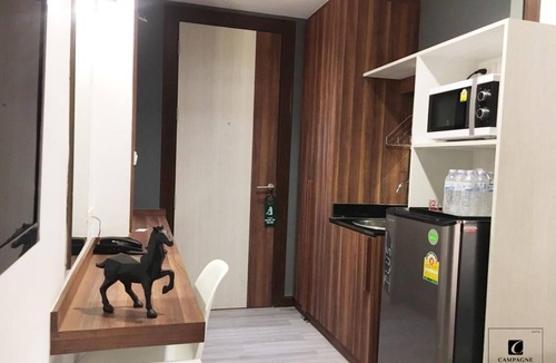 Pathum Thani Hotel | Campagne Hotel and Residence