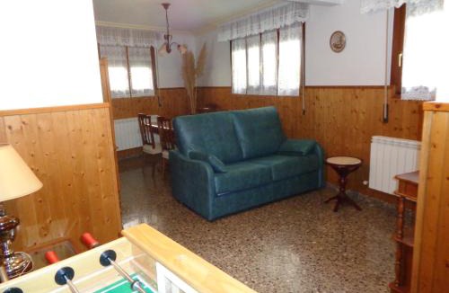Abarzuza House | Casa Rural Laguao