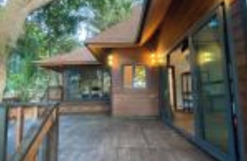 Satun House | Cashewnut Cove Bungalow - Beach Front