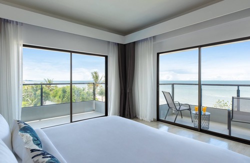 Phetchaburi Hotel | Centara Life Cha-Am Beach Resort Hua Hin