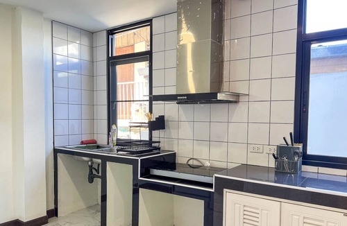 Wat Ket House | Charming Home in Local Area near River - 10 min to Old City