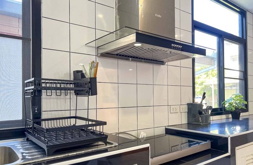 Wat Ket House | Charming Home in Local Area near River - 10 min to Old City