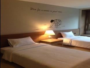 Bangkok Old Town Hostel | CHERN Bangkok
