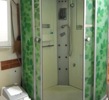 Wua Lai Hostel | Chiang Mai Happy House Hostel