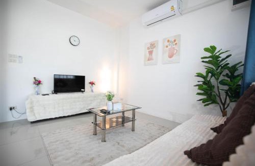Nong Pa Khrang Villa | Chiangmai View Home
