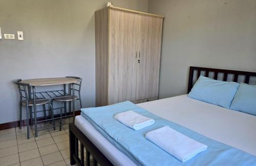 Tha Rap Hostel | Chill @ Phetchaburi