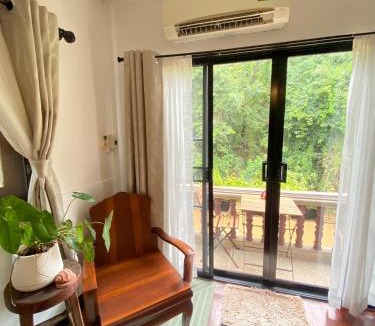 Pak Chong Bed & Breakfast | Chomklong Experience