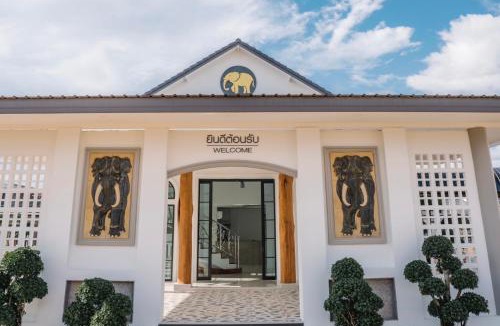 Bang Phra Hotel | Chor Grande Resort