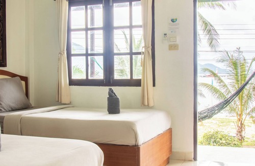 Bang Bao Bay Hotel | Cliff Cottage Resort