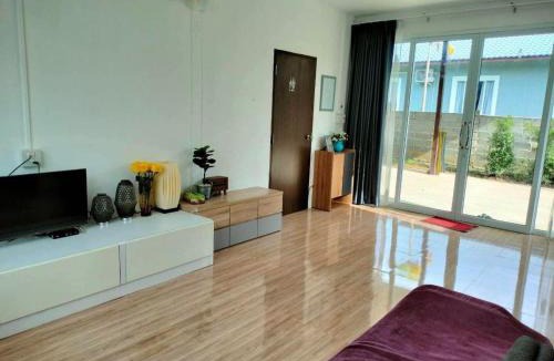 Phran Hotel | Coco Residence, Si Saket