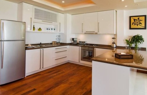 Maprao Island Villa | Coconut Island 4 Bedroom Beachfront Pool